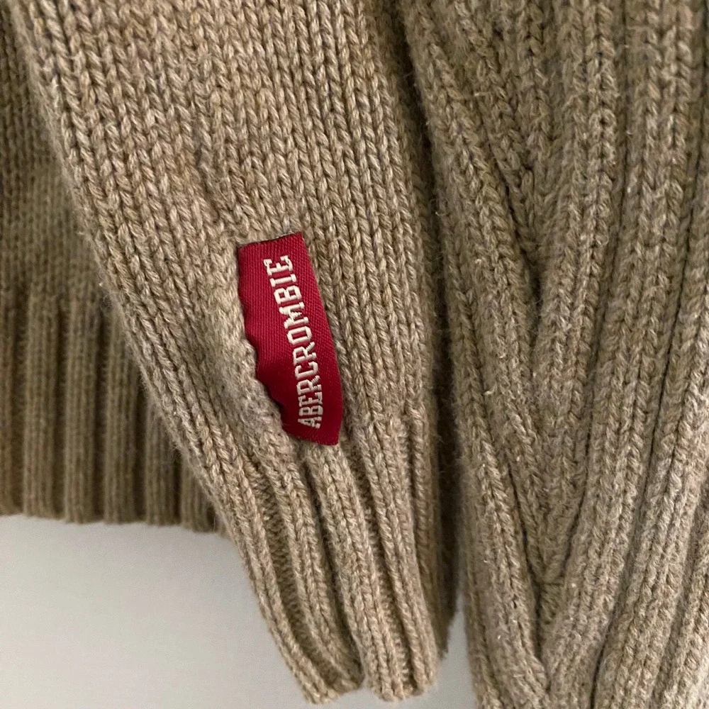 Abercrombie & Fitch V-Neck Sweater Womens XL Preppy Tan Ribbed Knit Long Sleeve